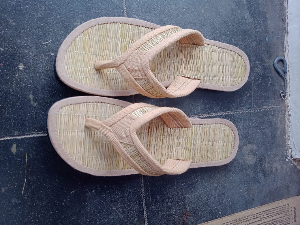 Grass chappal discount